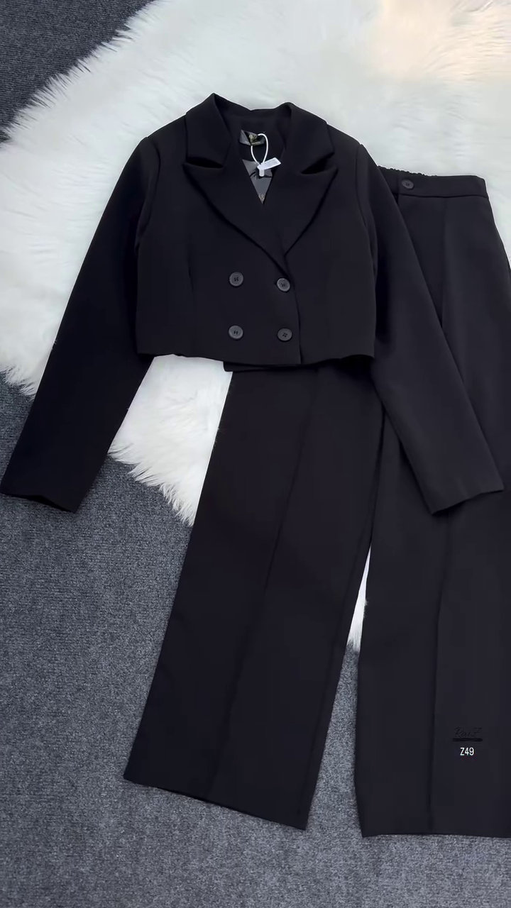 Black Cropped Blazer & High-Waist Trousers Co-ord Set - Image 3